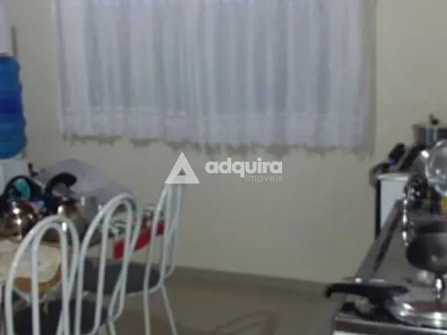 Casa com 288m² 2 quartos e 1 banheiro, à venda, no bairro Jardim Carvalho em Ponta Grossa