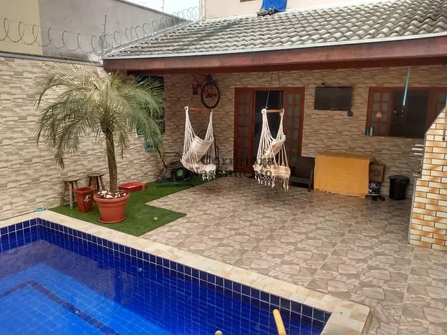 Casa com 190m², à venda, no bairro Villa Branca em Jacareí