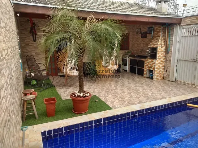 Casa com 190m², à venda, no bairro Villa Branca em Jacareí