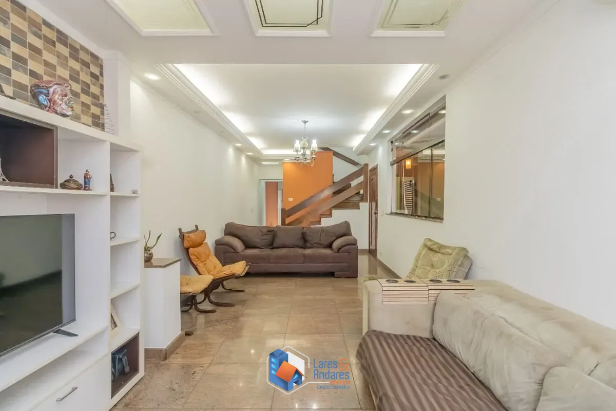 Casa, 4 quartos, 219 m² - Foto 3