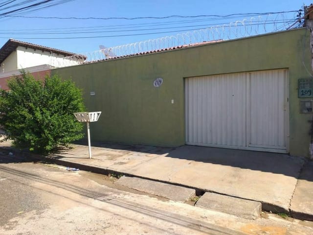 Foto do Casa - Casa com 3 dormitórios à venda, 120 m² por R$ 250.000,00 - Beija-Flor II - Uberaba/MG | ZUCATO IMOBILIARIA LTDA