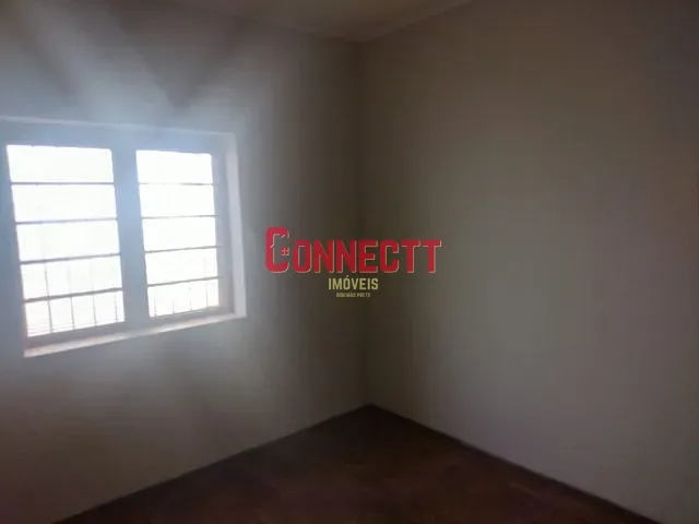 Casa com 250m² 3 quartos e 2 banheiros, à venda, no bairro Jardim Macedo em Ribeirão Preto