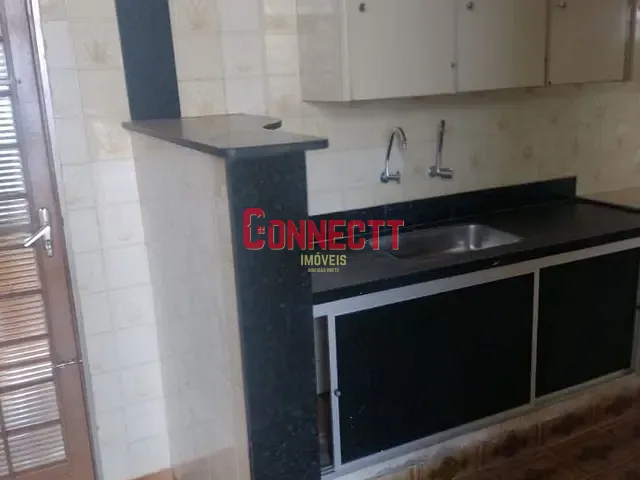Casa com 250m² 3 quartos e 2 banheiros, à venda, no bairro Jardim Macedo em Ribeirão Preto