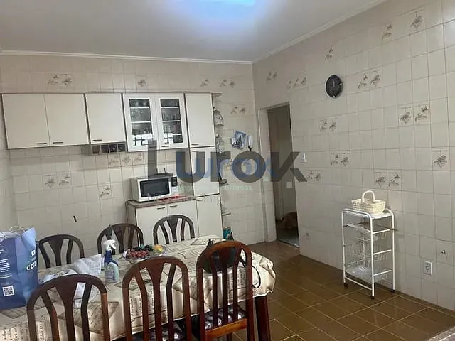 Casa com 251m² 2 quartos e 3 banheiros, à venda, no bairro Jardim Proença I em Campinas