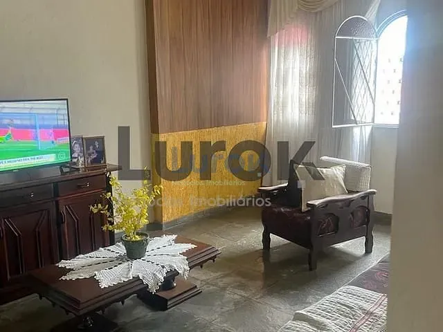 Casa com 251m² 2 quartos e 3 banheiros, à venda, no bairro Jardim Proença I em Campinas