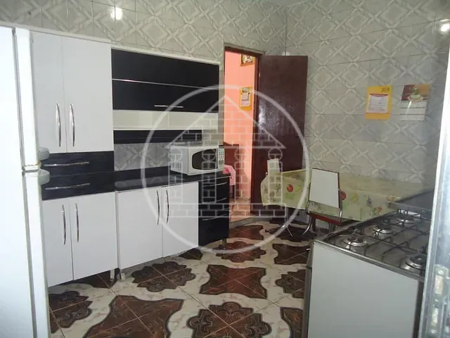 Casa com 251m² 4 quartos e 2 banheiros, à venda, no bairro Jardim Real em São Paulo