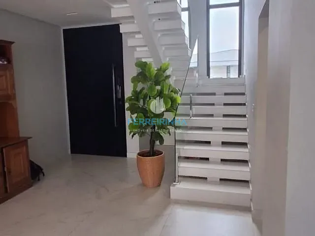 Casa com 450m² 3 quartos e 4 banheiros, à venda ou para alugar, no bairro Condomínio Residencial Mont Blanc em São José dos Campos