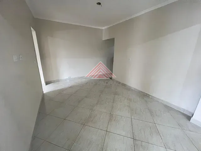 Casa 3 quartos e 2 banheiros, à venda, no bairro Jardim Mauá em Mauá