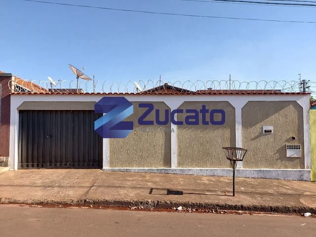 Foto do Casa - Casa com 3 dormitórios à venda, 130 m² por R$ 250.000,00 - Conjunto Maringá II - Uberaba/MG | ZUCATO IMOBILIARIA LTDA