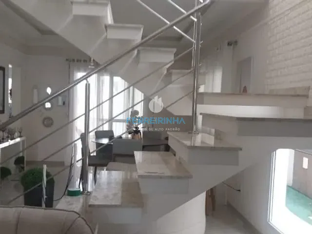 Casa 5 quartos e 3 banheiros, à venda, no bairro Urbanova VII em São José dos Campos