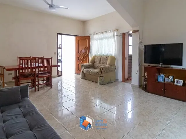 Casa com 250m² 2 quartos e 1 banheiro, à venda, no bairro Vila do Castelo em São Paulo
