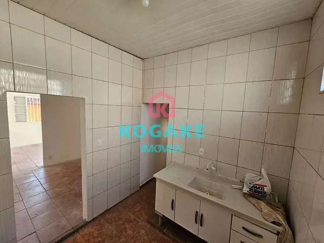 Casa com 60m² 2 quartos e 1 banheiro, à venda ou para alugar, no bairro Jardim Bela Vista em São José dos Campos