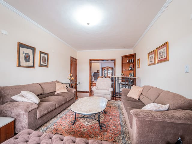 Foto do Casa - Casa tipo para venda em Parque Jabaquara com 2 quartos, sendo 1 suíte, 177m² | Lares e Andares Imóveis