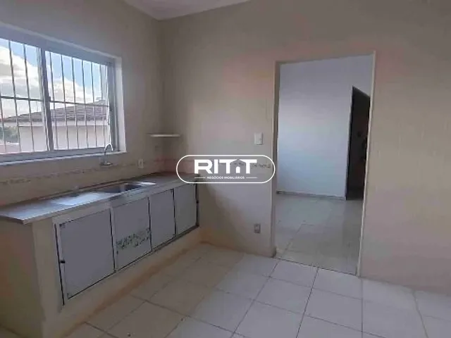 Sobrado com 274m² 3 quartos e 4 banheiros, para alugar, no bairro Chácara da Barra em Campinas