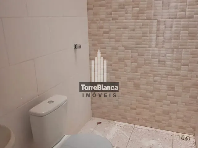 Casa 2 quartos e 1 banheiro, à venda, no bairro Uvaranas em Ponta Grossa