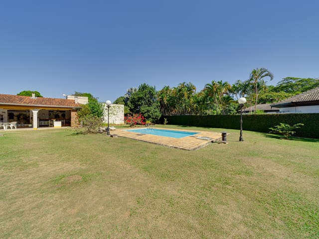 Casa 3 quartos e 3 banheiros, à venda, no bairro Bosque dos Eucaliptos em São José dos Campos