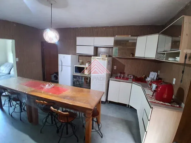 Casa 2 quartos e 1 banheiro, para alugar, no bairro Vila Lisboa em Mauá