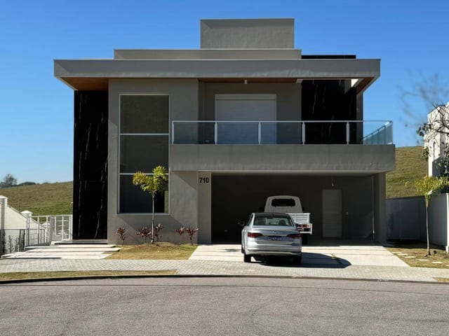 Casa 4 quartos e 2 banheiros, à venda, no bairro Condomínio Residencial Alphaville II em São José dos Campos