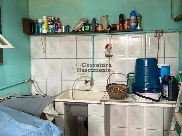Casa com 375m² 2 quartos e 2 banheiros, à venda, no bairro Jardim das Flores em Santa Branca