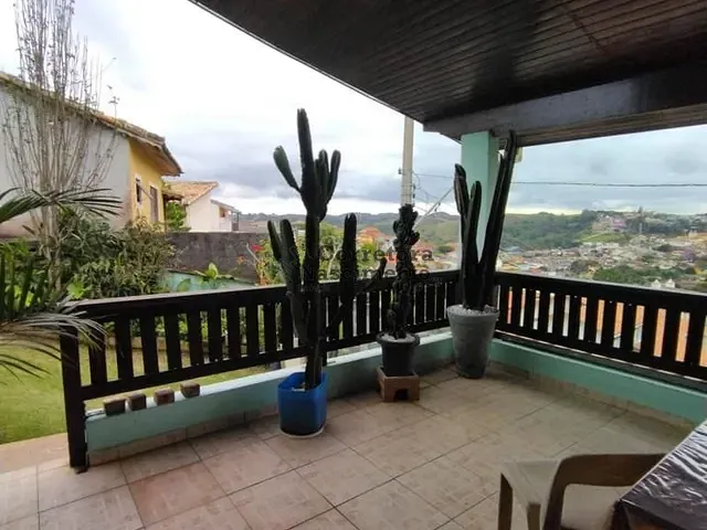 Casa com 375m² 2 quartos e 2 banheiros, à venda, no bairro Jardim das Flores em Santa Branca