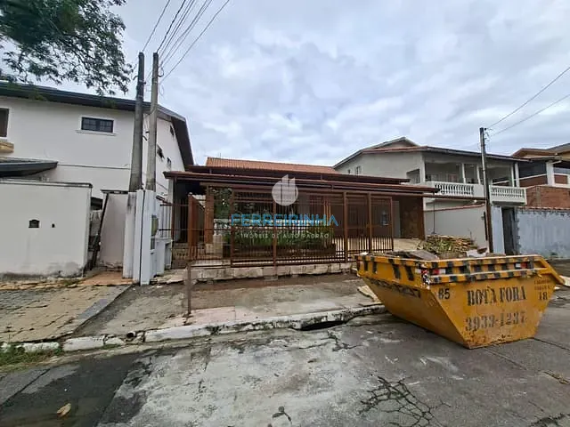 Casa 4 quartos e 1 banheiro, para alugar, no bairro Urbanova em São José dos Campos