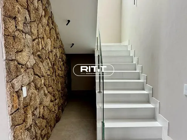 Casa com 370m² 3 quartos e 5 banheiros, à venda, no bairro Swiss Park em Campinas