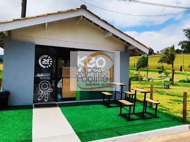 Casa com 1310m² 3 quartos e 3 banheiros, à venda, no bairro Fazenda Santana I em Atibaia