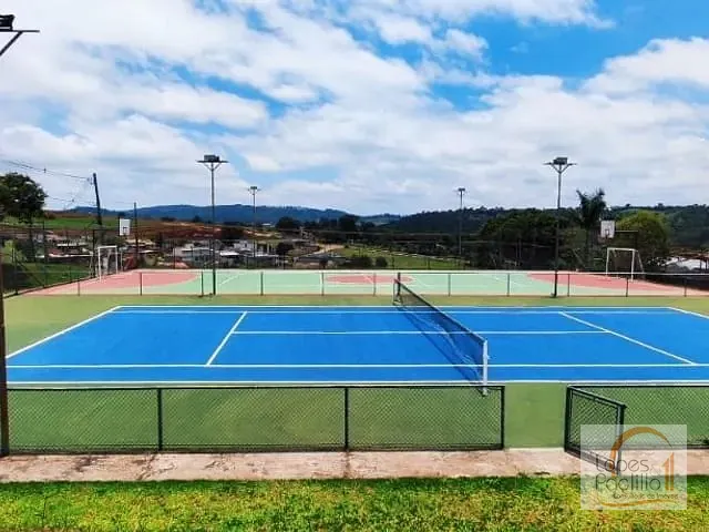 Casa com 1310m² 3 quartos e 3 banheiros, à venda, no bairro Fazenda Santana I em Atibaia