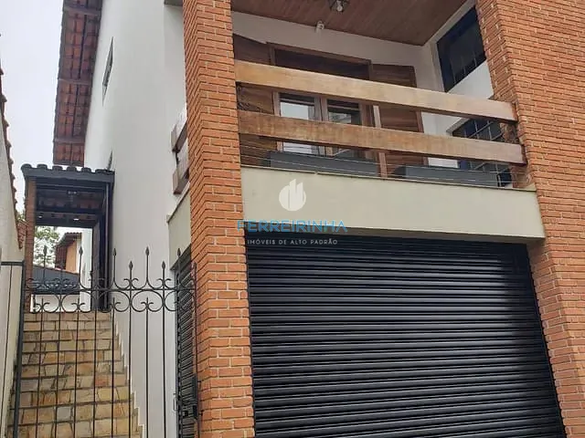 Casa 4 quartos e 2 banheiros, à venda, no bairro Jardim Esplanada em São José dos Campos
