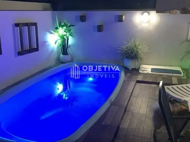 Casa com 135m² 3 quartos e 4 banheiros, à venda, no bairro Hípica em Porto Alegre