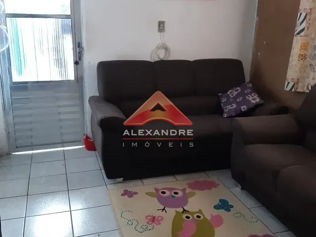 Casa com 140m² 8 quartos e 2 banheiros, à venda, no bairro Conjunto Residencial Dom Pedro I em São José dos Campos