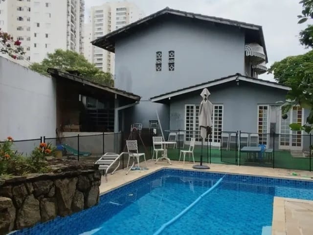 Casa 3 quartos e 2 banheiros, à venda, no bairro Jardim Esplanada em São José dos Campos