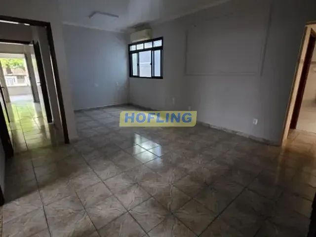Casa com 500m² 3 quartos e 4 banheiros, à venda, no bairro Zona Central em Rio Claro