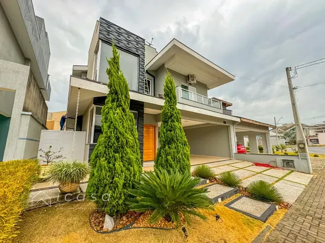 Casa com 308m² 3 quartos e 4 banheiros, à venda, no bairro Piedade em Caçapava