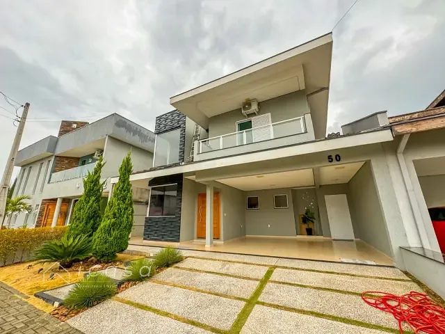 Casa com 308m² 3 quartos e 4 banheiros, à venda, no bairro Piedade em Caçapava