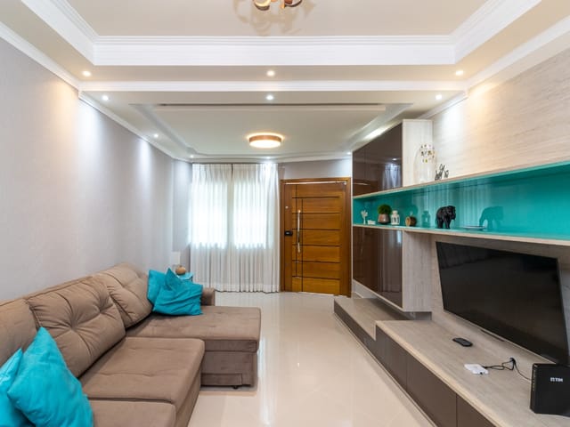 Foto do Casa - Casa tipo para venda em Chácara Inglesa com 3 quartos, sendo 1 suíte, 240m² | Lares e Andares Imóveis
