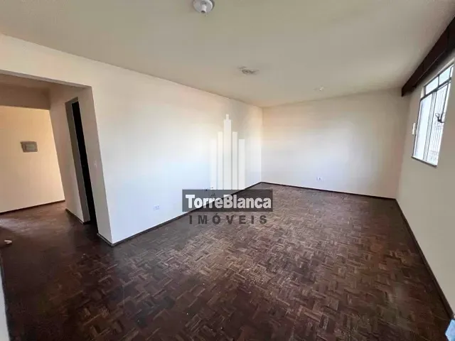 Casa com 324m² 3 quartos e 1 banheiro, à venda, no bairro Uvaranas em Ponta Grossa