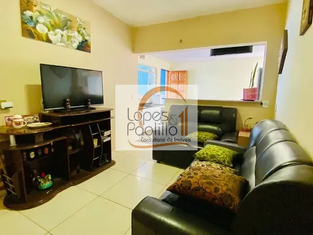 Casa com 222m² 3 quartos e 2 banheiros, à venda, no bairro Jardim do Alvinópolis em Atibaia