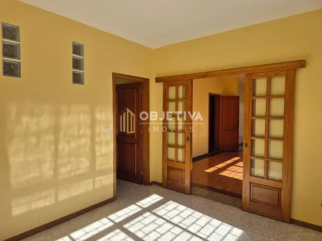 Casa com 545m² 6 quartos e 4 banheiros, à venda, no bairro Tristeza em Porto Alegre
