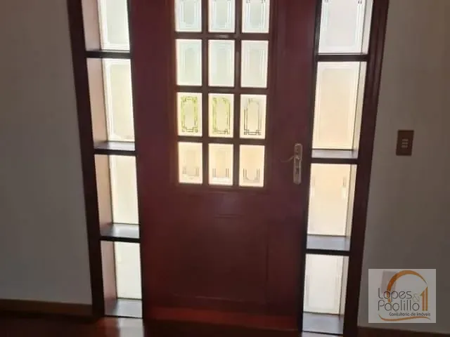 Casa com 900m² 5 quartos e 3 banheiros, à venda, no bairro Jardim Siriema em Atibaia