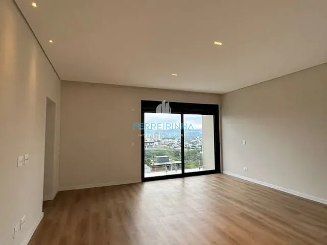 Casa 4 quartos e 4 banheiros, à venda, no bairro Condomínio Residencial Alphaville I em São José dos Campos
