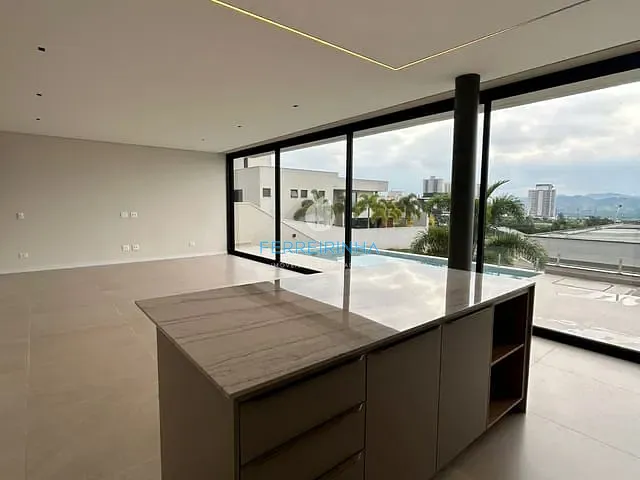 Casa 4 quartos e 4 banheiros, à venda, no bairro Condomínio Residencial Alphaville I em São José dos Campos