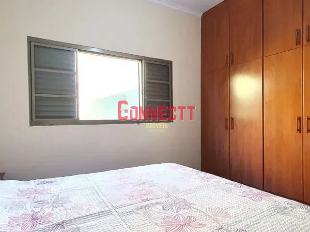 Casa com 250m² 3 quartos e 2 banheiros, à venda, no bairro Jardim Anhanguera em Ribeirão Preto