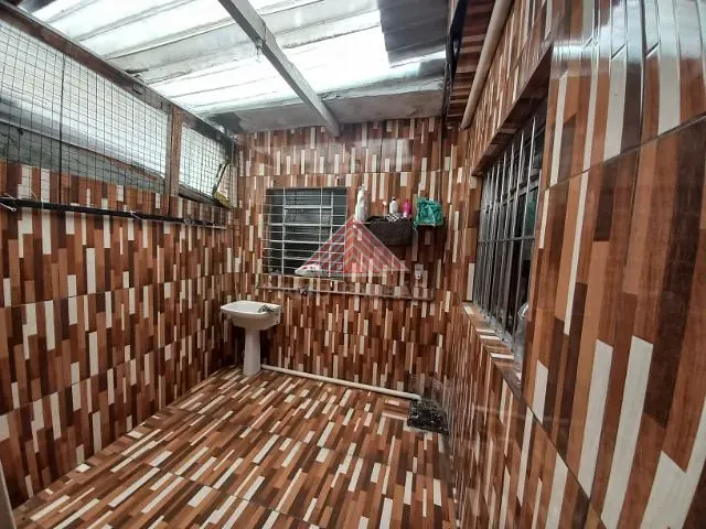 Casa à venda, no bairro Vila Bocaina em Mauá