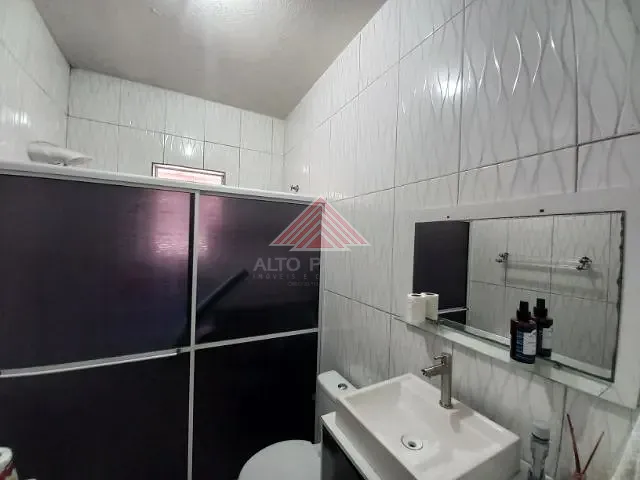 Casa à venda, no bairro Vila Bocaina em Mauá