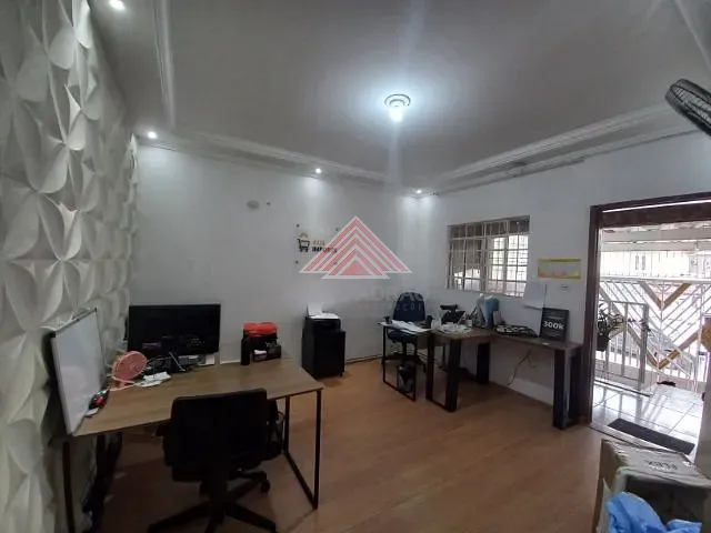 Casa à venda, no bairro Vila Bocaina em Mauá
