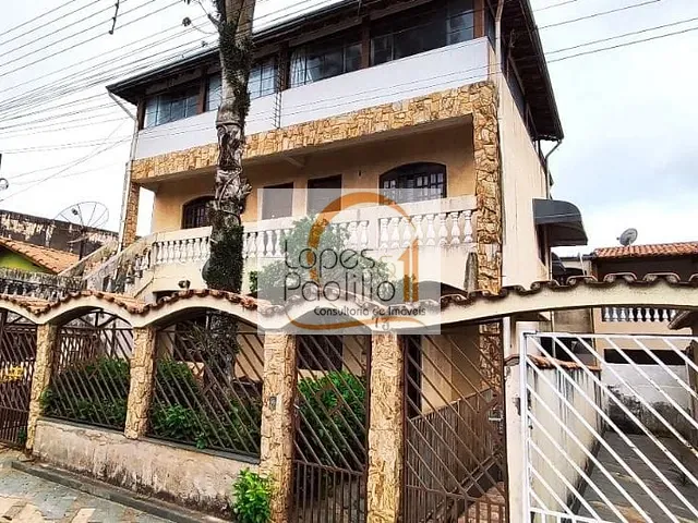 Casa com 472m² 8 quartos e 8 banheiros, à venda, no bairro Parque Itaici em Bom Jesus dos Perdões