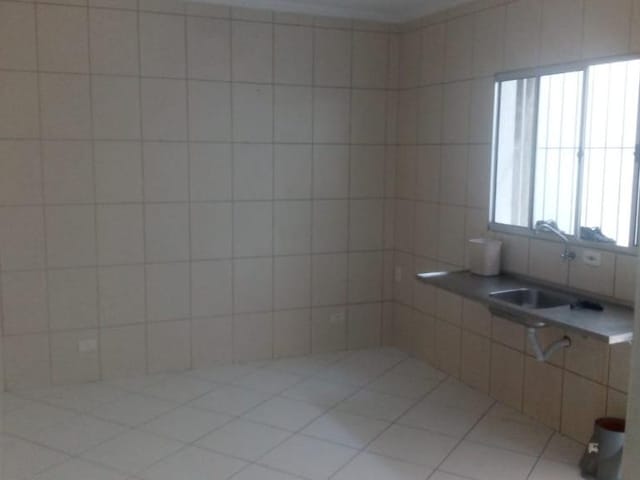 Foto do Casa - Casa com 1 dormitório para alugar, 50 m² por R$ 650,00/mês - Parque Savoy City - São Paulo/SP | ZONA LESTE IMÓVEIS