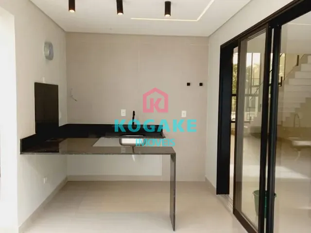 Casa com 250m² 4 quartos e 3 banheiros, à venda, no bairro Residencial Colinas em Caçapava