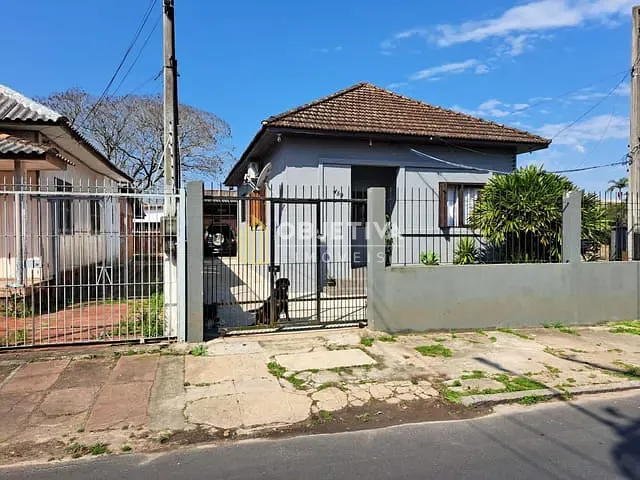 Casa 2 quartos e 2 banheiros, à venda, no bairro Sarandi em Porto Alegre